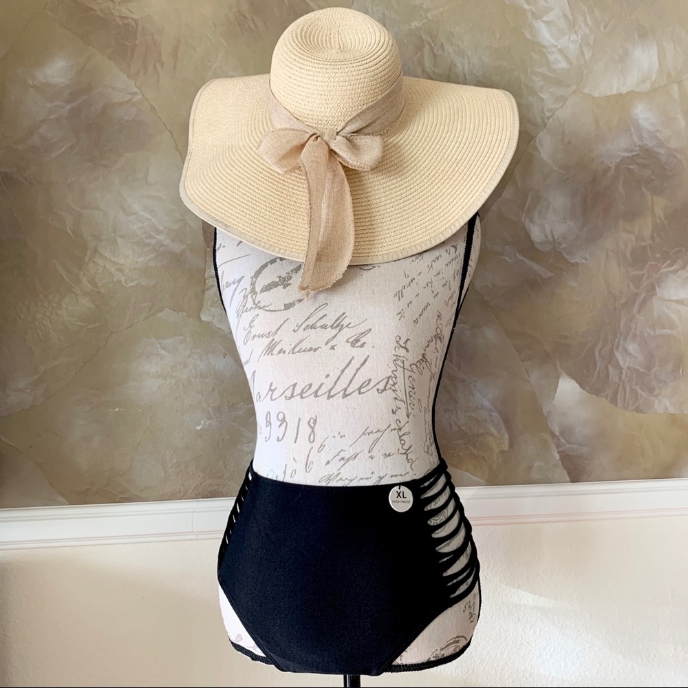 NWT XL High Waisted Bikini Bottoms